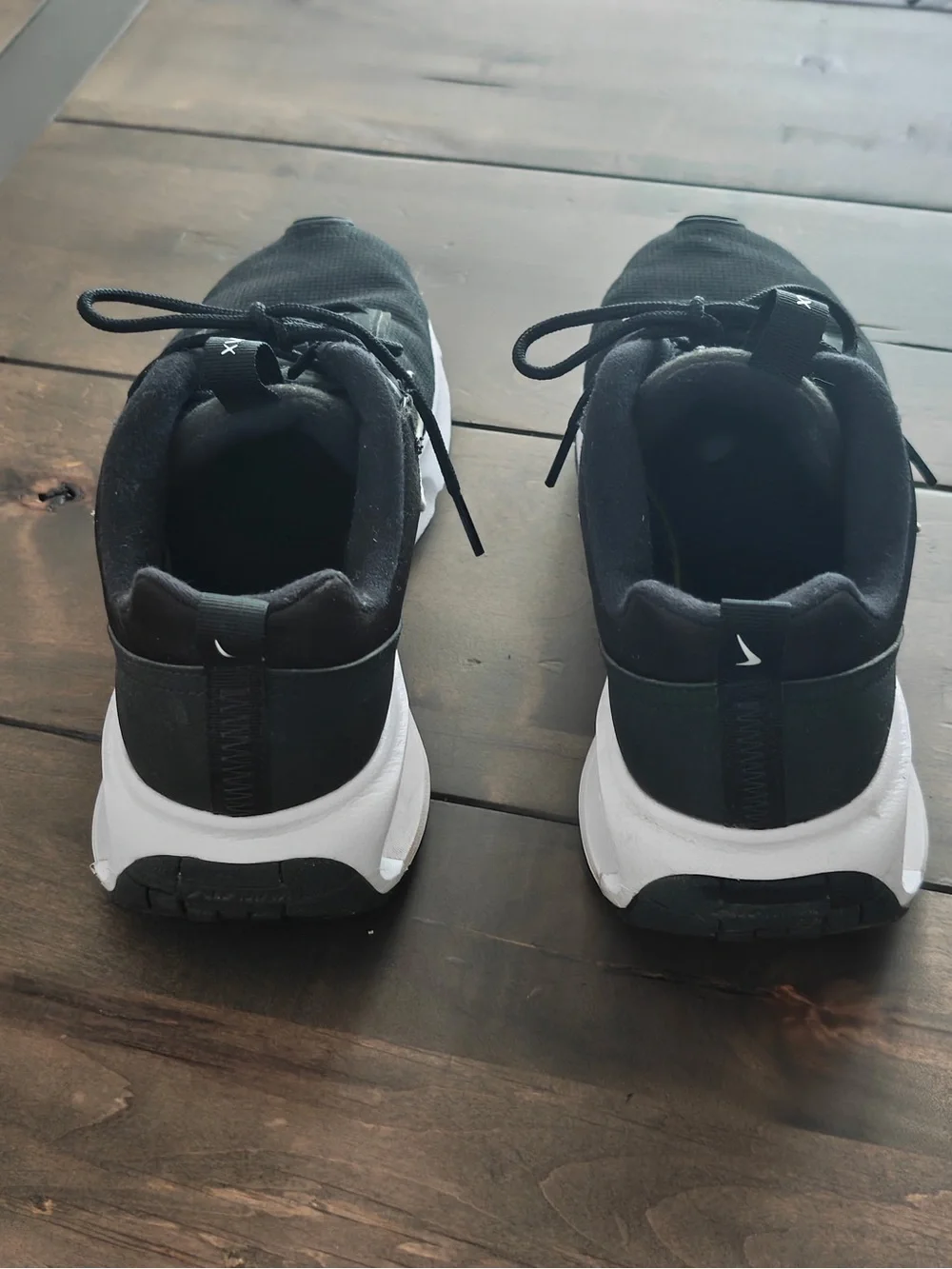 Nike Women's Black and White Air Max-Style Running Sneakers